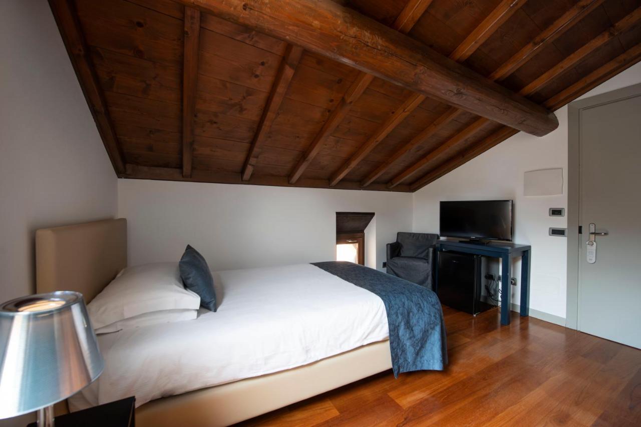 Del Porto Hotel 4*