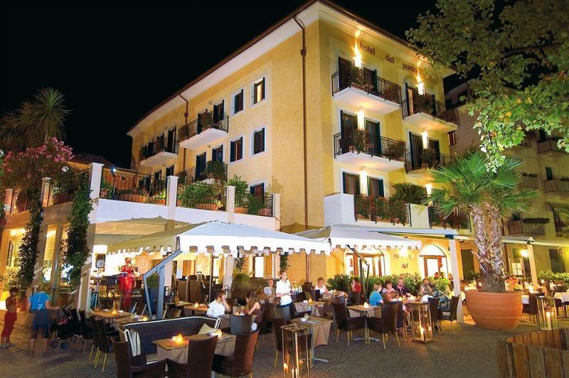 Hotel Del Porto 4*
